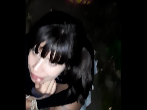 ❤️ Гудамжинд чихэр авахын тулд бэлэг эрхтэн хавдсан ❤ Чанартай порно манайд ☑